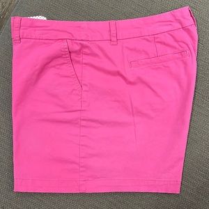 Women’s shorts size 14, Dark Pink